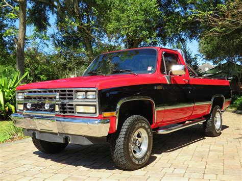 1985 Chevrolet C/K10 | Primo Classics International LLC