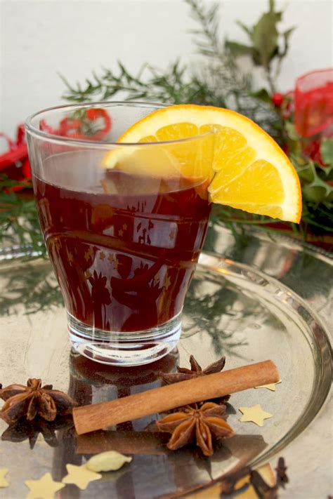 German Mulled Wine: Gluhwein • Happy Kitchen