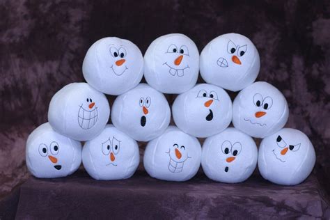 Indoor Snowball Fight Game or Toy - 6 snowball set | Snowball fight game, Indoor snowballs ...