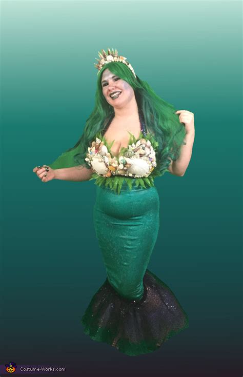 Dark Siren Costume | No-Sew DIY Costumes - Photo 3/7