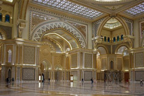 Inside of Famous White Grand Sheikh Zayed Mosque - Marbled Golden ...