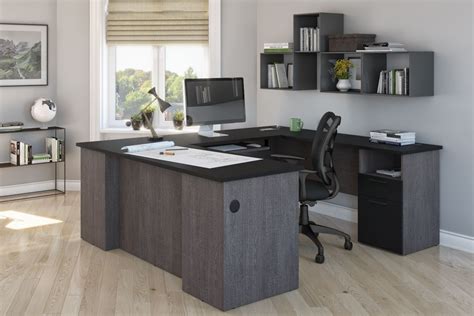 U-shaped desk / Bureau en U | U shaped office desk, Home office design ...