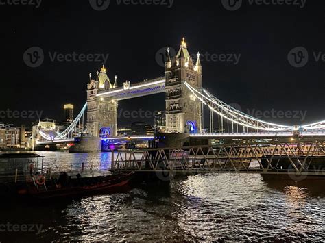 A view of Tower Bridge at night 23191724 Stock Photo at Vecteezy