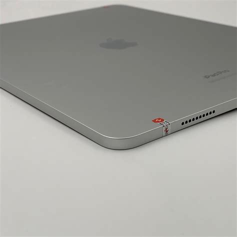 99 New Apple iPad Pro (2022) 12.9-inch 2T Silver WIFI - kkvik