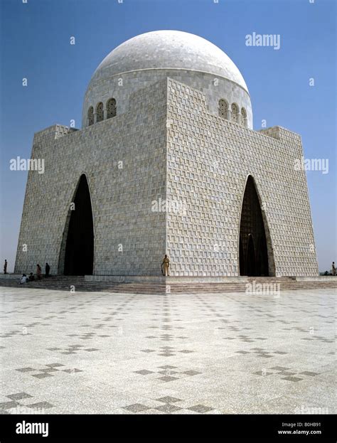 Tomb Of Quaid E Azam