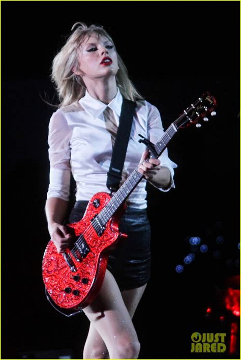 Photo: taylor swift new jersey concert photos video 06 | Photo 2909209 ...