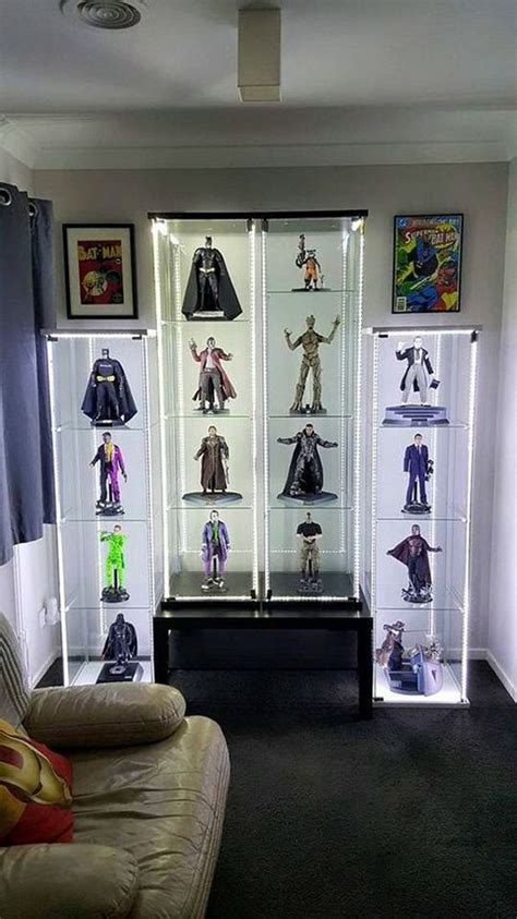 30 Amazing Action Figure Display Ideas To Your Hobbies | HomeMydesign ...