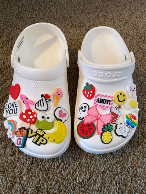 white crocs design | Crocs jibbitz ideas, Crocs fashion, Crocs jibbitz