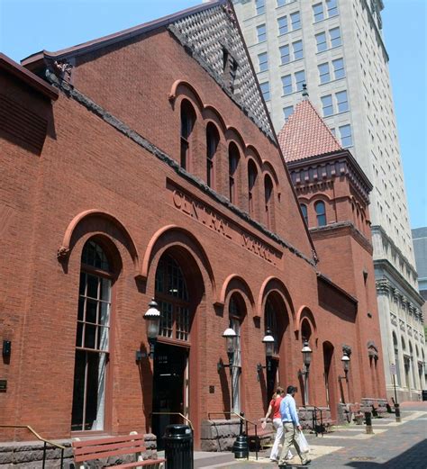 Oasis at Bird-in-Hand to close 2 Lancaster Central Market stands | Food | lancasteronline.com