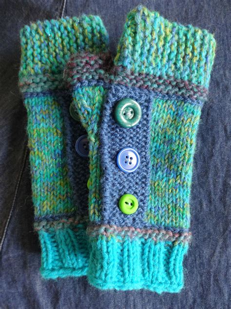 mitaines faciles et leur tuto Fingerless Gloves Knitted Pattern, Fingerless Mitts, Crochet ...