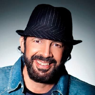 Juan Luis Guerra - Bio, Career, Married, Net Worth, Height, Facts