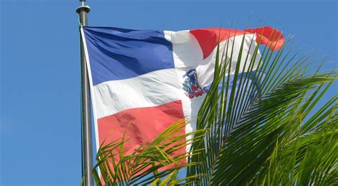 Dominican Flag Wallpapers - Top Free Dominican Flag Backgrounds - WallpaperAccess