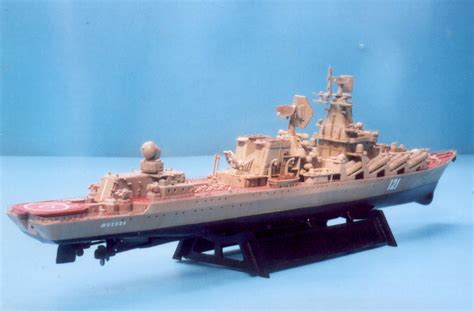 Shimakaze Destroyer & Slava Class Cruiser "Moskva" 1:700 - FineScale Modeler - Essential ...