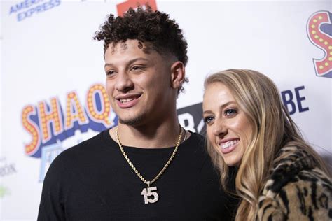 Patrick Mahomes' girlfriend describes Patriots fan harassment