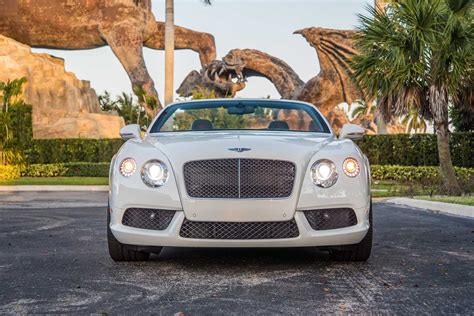 Rent Bentley Continental GT White in Miami - Pugachev Luxury Car Rental