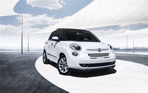 2014 Fiat 500L | Top Speed