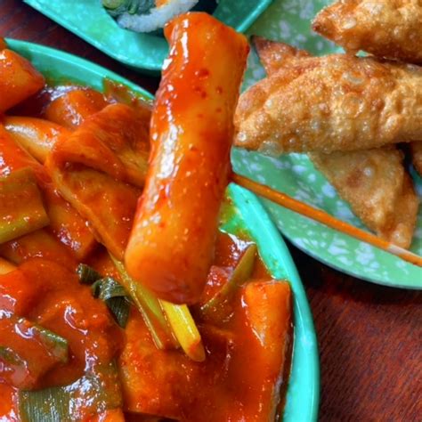 How to make Tteokbokki like a Korean - Doobydobap Food Recipes