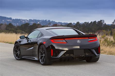 2017 Honda NSX – full technical rundown on Honda’s AWD twin-turbocharged 573 hp hybrid supercar ...