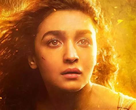 Alia Bhatt's First Look From Brahmastra Is Giving Us The Chills ...