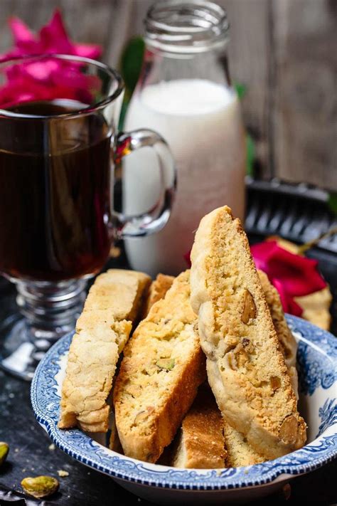 Easy Biscotti Recipe (How to Make Biscotti) | The Mediterranean Dish | Biscotti recipe, Easy ...