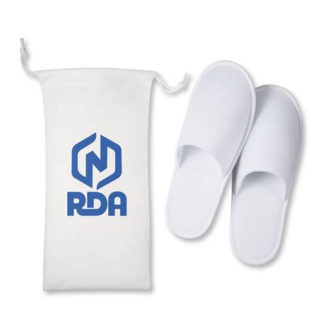 Travel Slippers in Pouch TR106