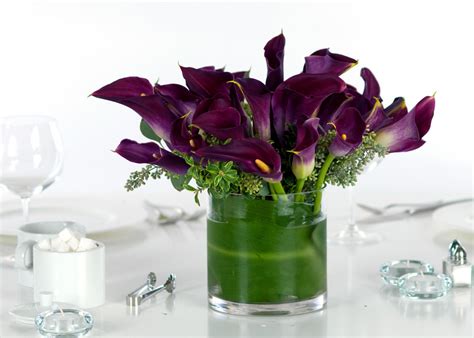 Flower Arrangements With Calla Lilies For Weddings