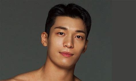 Wi Ha-joon - Bio, Girlfriend, Family, Age, Height, Weight, Net-Worth...