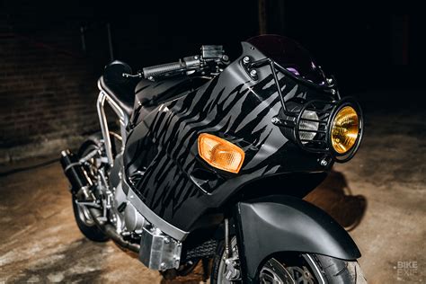 Urban Junglist: A tiger-striped ZZR600 from Holland | Bike EXIF