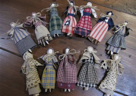 26. After finished clothespin dolls | Clothes pin crafts, Clothes pins, Clothespin dolls