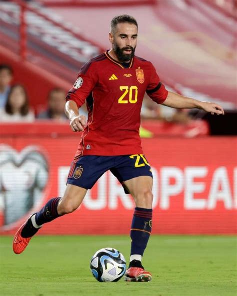 Dani Carvajal Showcasing Skills During Intense…