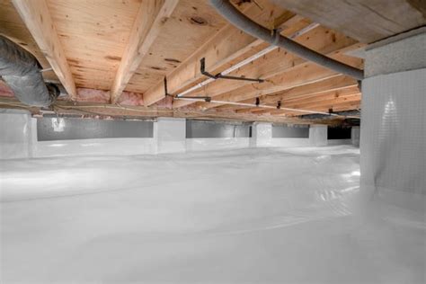 How to Install Crawl Space Insulation in 6 Steps - Foundation Systems of Michigan