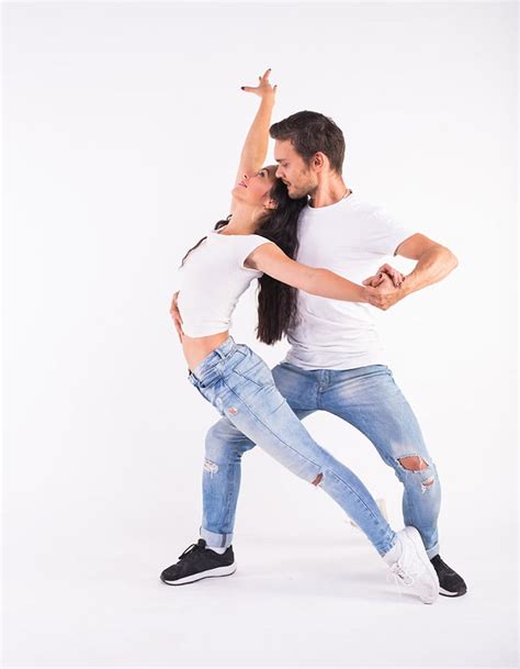 Merengue Dance Classes In Westchester | Merengue Classes