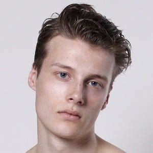 Hugh Laughton-Scott - Age, Family, Bio | Famous Birthdays