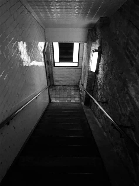 Stairwell, NYC : LiminalSpace