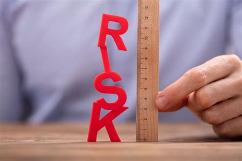 6 Ways To Avoid Stock Market Risk