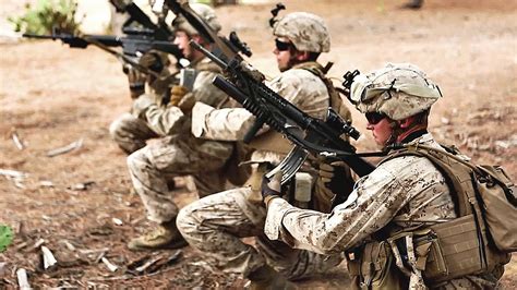 U.S. Marines Infantrymen Training - YouTube