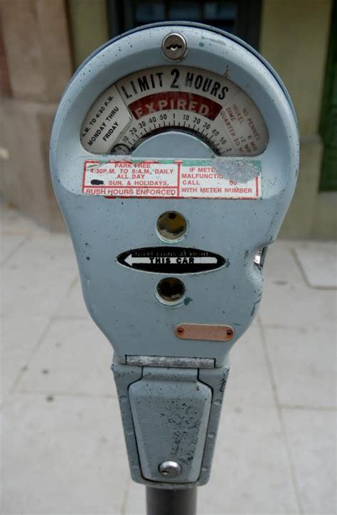 What is a Parking Meter? (with pictures)