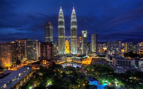 Petronas Towers Wallpaper (53+ images)