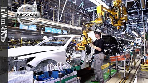 Nissan Intelligent Factory in Tochigi | Japanese Car Manufacturing - YouTube