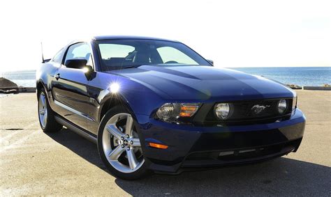 The 5th Generation Ford Mustang - An Overview & Guide