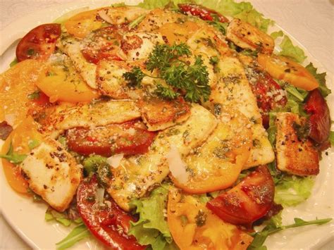 Pan-Seared Queso Blanco Salad with Heirloom Tomatoes and Basil Vinaigrette