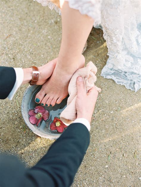 foot washing ceremony photo: Gaby J | Feet washing ceremony, Ceremony photos, Unity ceremony