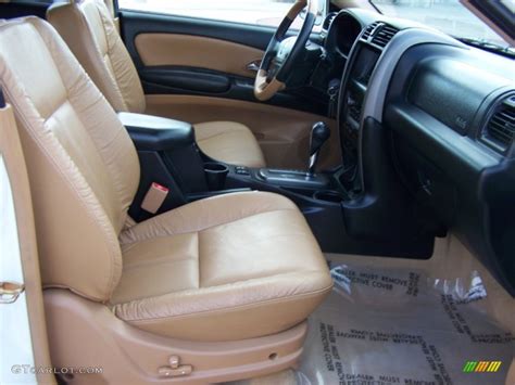 2002 Isuzu Axiom XS interior Photo #60693374 | GTCarLot.com