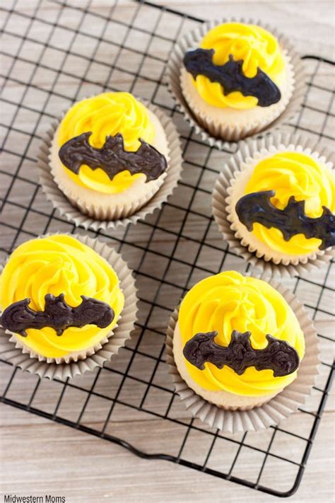 Batman Cupcakes Recipe | Recipe | Batman cupcakes, Cupcake recipes, Yummy cupcakes