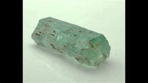 Beryl Green Gemstone Color - YouTube