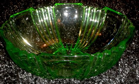 Uranium Glass ? | Collectors Weekly