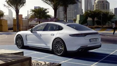 A Driver's Guide to the 2023 Porsche Panamera - Porsche West Broward Blog