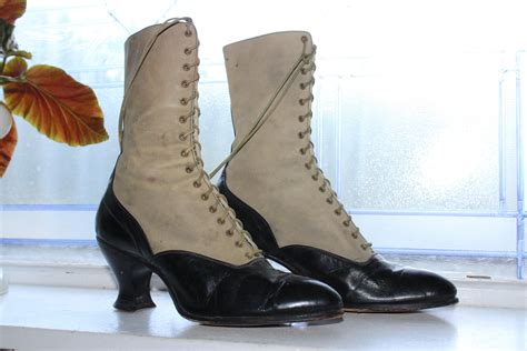 Victorian Womens Lace Up Shoes Antique Circa 1900s Edwardian Steampunk