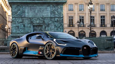 Bugatti Divo in Paris 4K Wallpaper - HD Car Wallpapers #11339