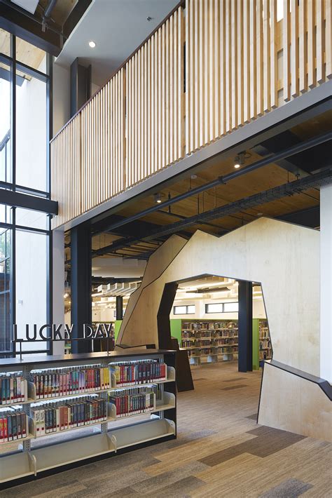 + BRENTWOOD PUBLIC LIBRARY — Mark Davis Design